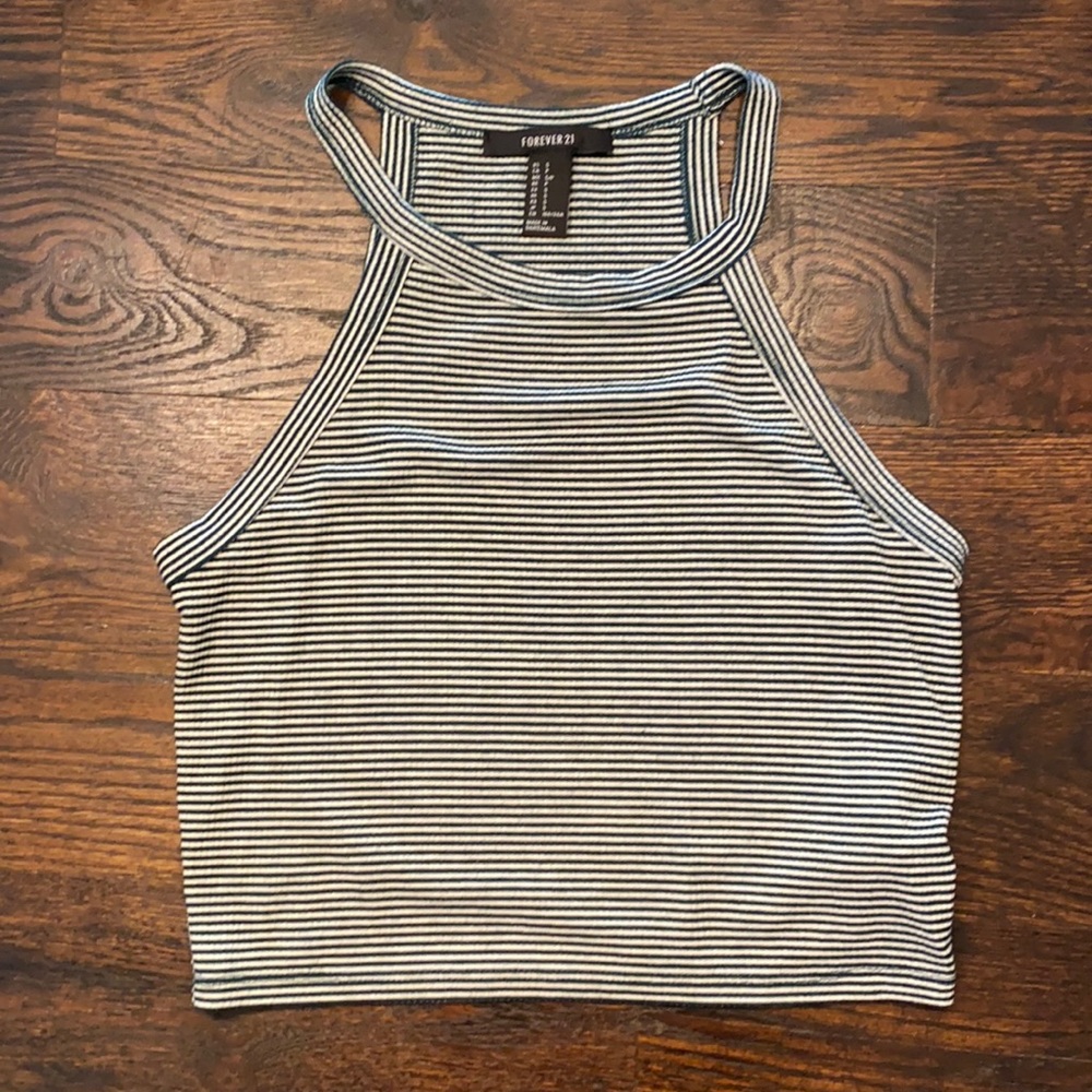 Set of 3 crop tops